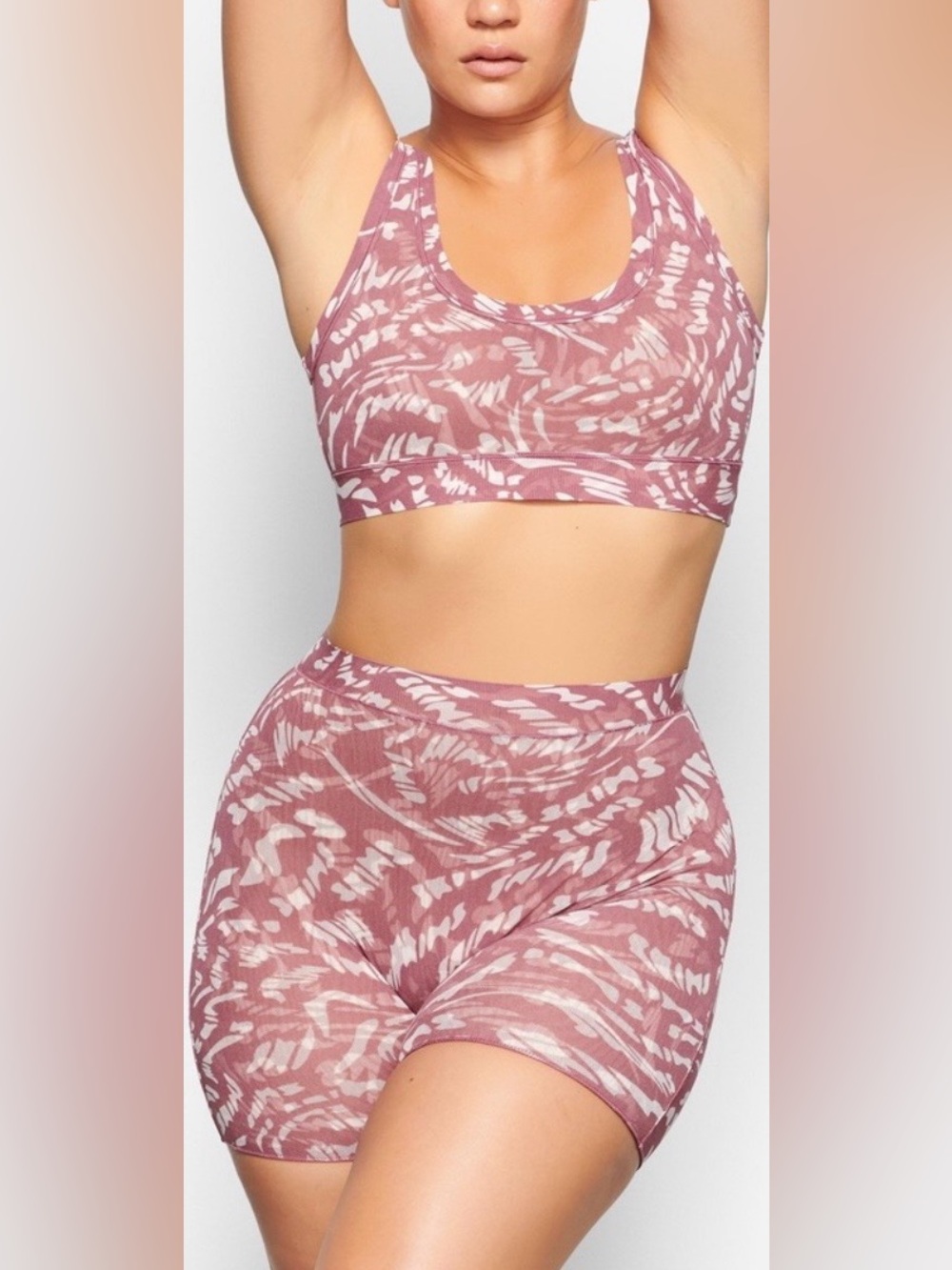 New with tags SKIMS Mauve and White Printed Tank Top